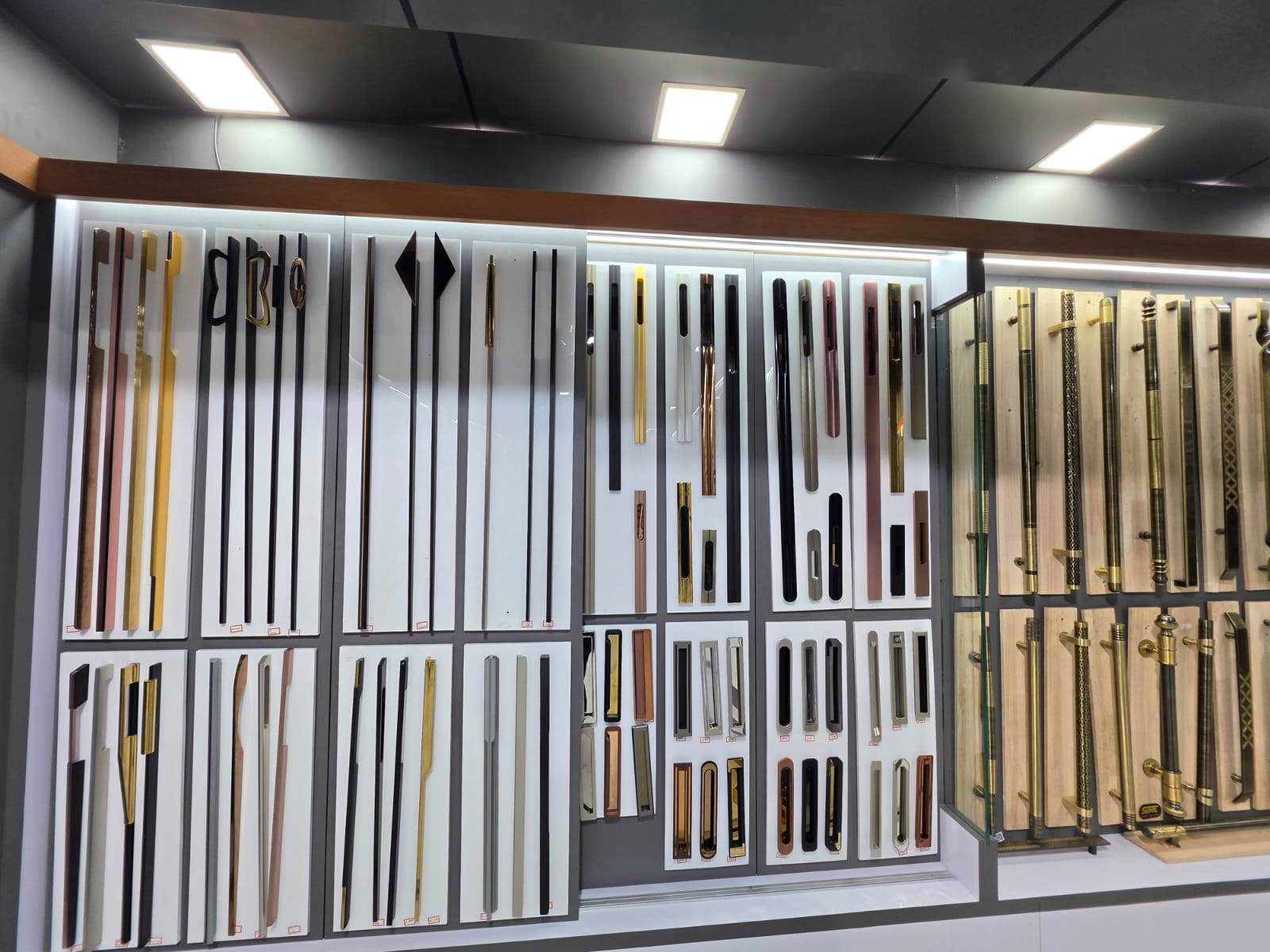 Full Length Wardrobe Profile Handles and Concealed Sliding Door Pulls